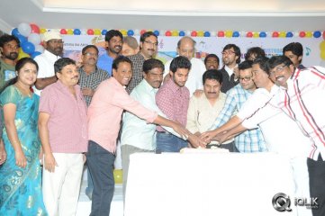 Aadi Birthday Celebrations With Pyaar Mein Padipoyane Team